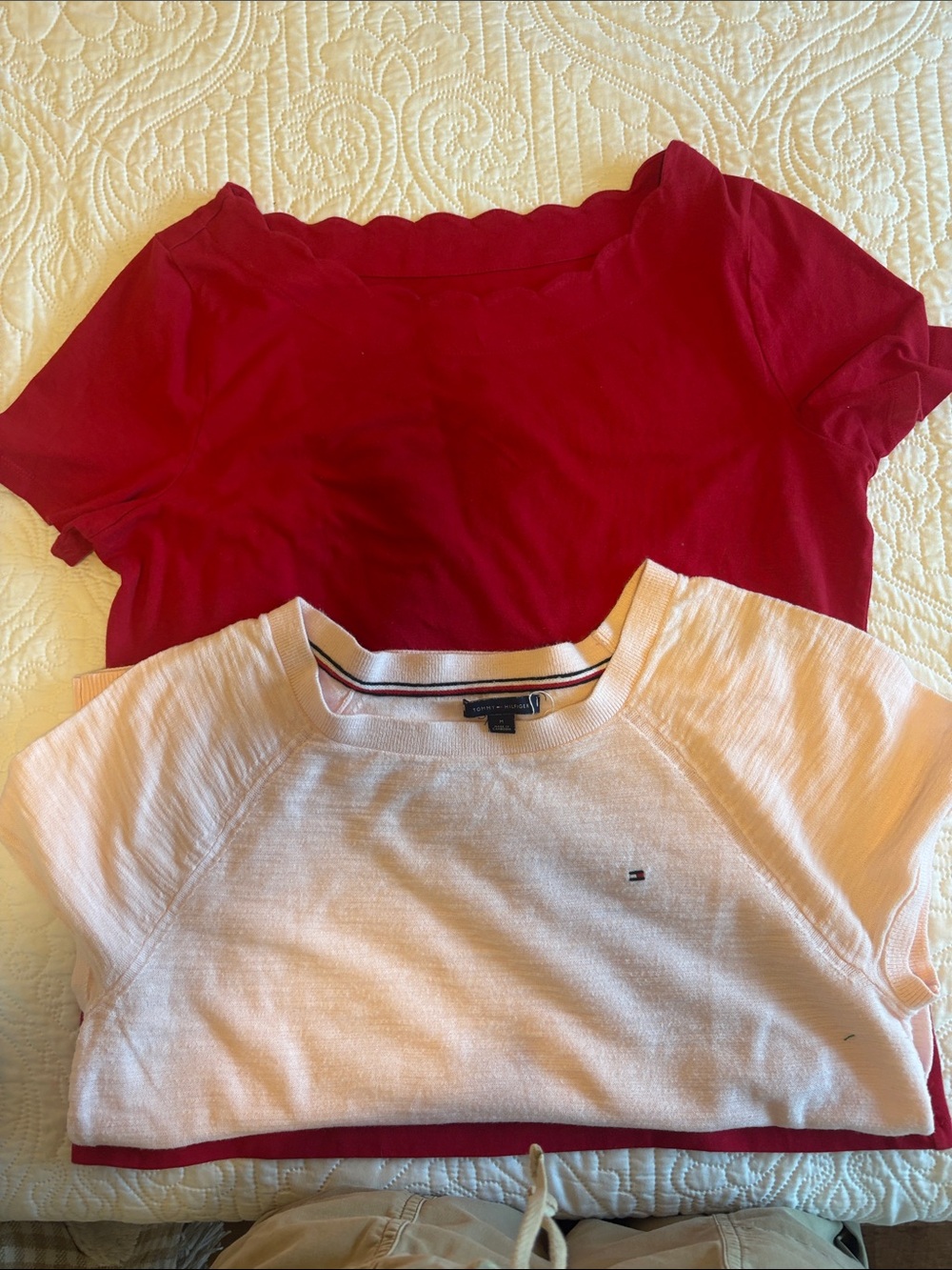 Tommy HilfigerwomensShort-Sleeve Knit Top in Pale Pink
